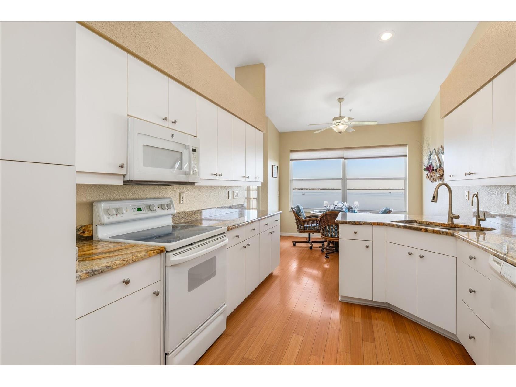 200 Harbor Walk Drive #354 Punta Gorda FL 33950 C7523258 image4