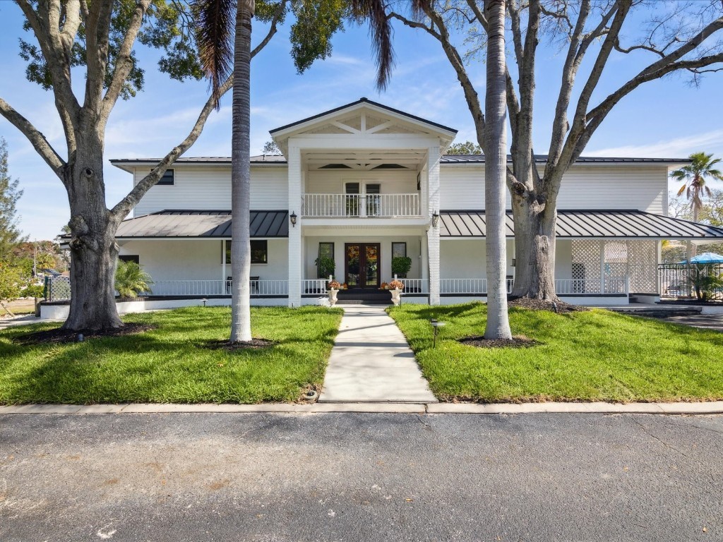 200 High Street Tarpon Springs FL 34689 U8217619 image1