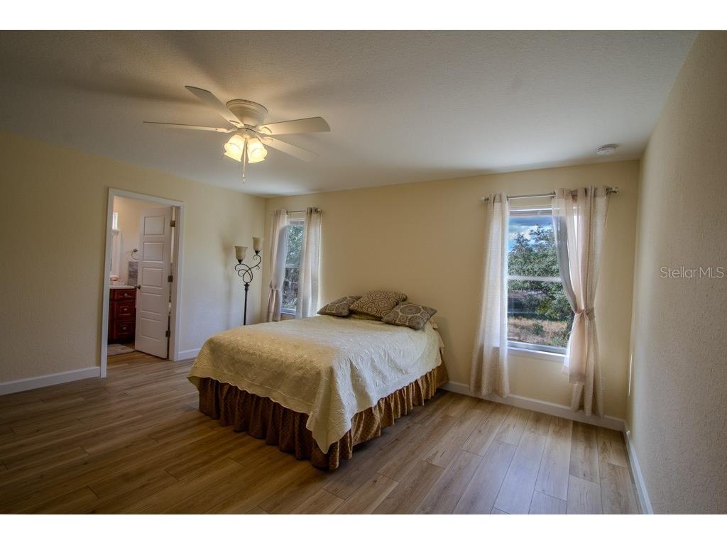 200 Hour Glass Circle Hawthorne FL 32640 - HOUR GLASS LAKE GC528329 image14