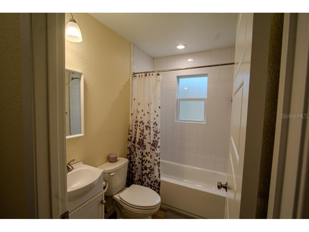 200 Hour Glass Circle Hawthorne FL 32640 - HOUR GLASS LAKE GC528329 image16