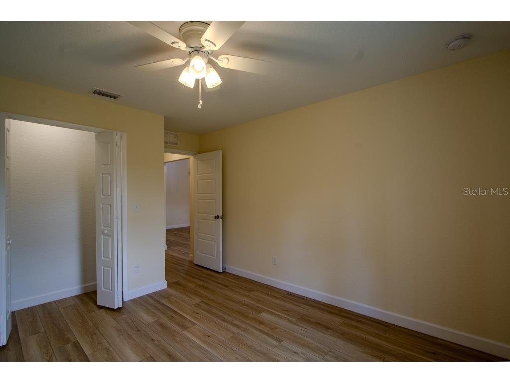 200 Hour Glass Circle Hawthorne FL 32640 - HOUR GLASS LAKE GC528329 image18