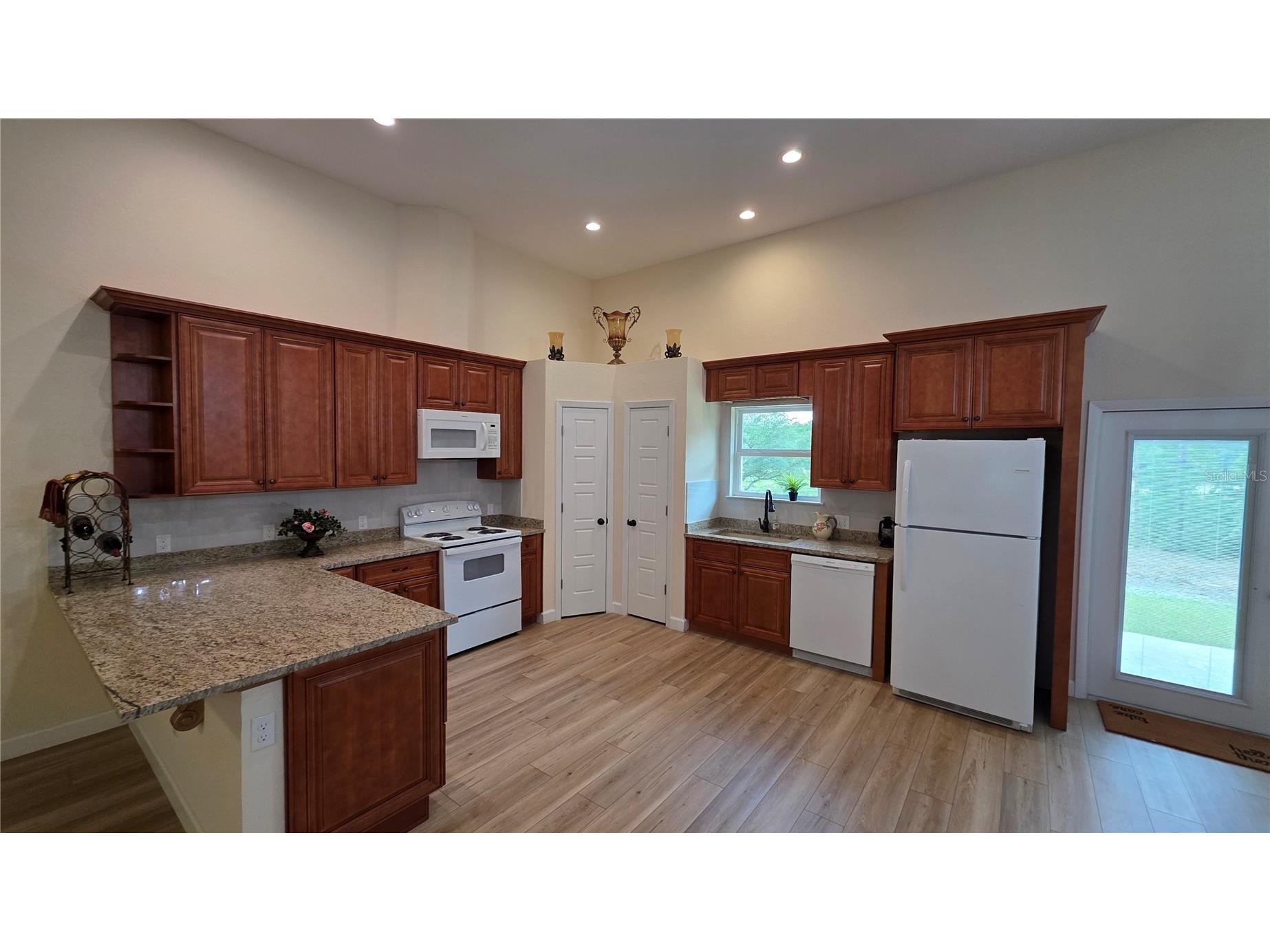 200 Hour Glass Circle Hawthorne FL 32640 - HOUR GLASS LAKE GC541158 image9