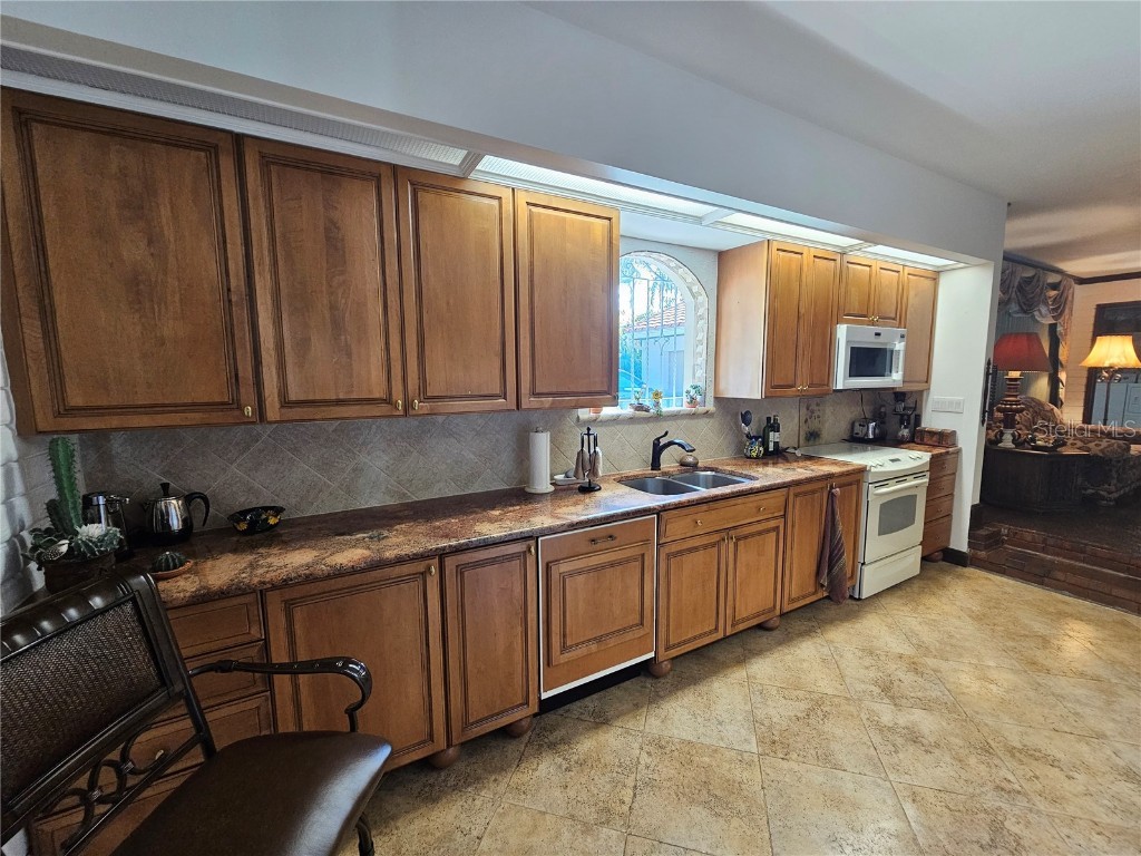 200 Island Way Winter Haven FL 33884 - LAKE LEWIS P4935447 image18