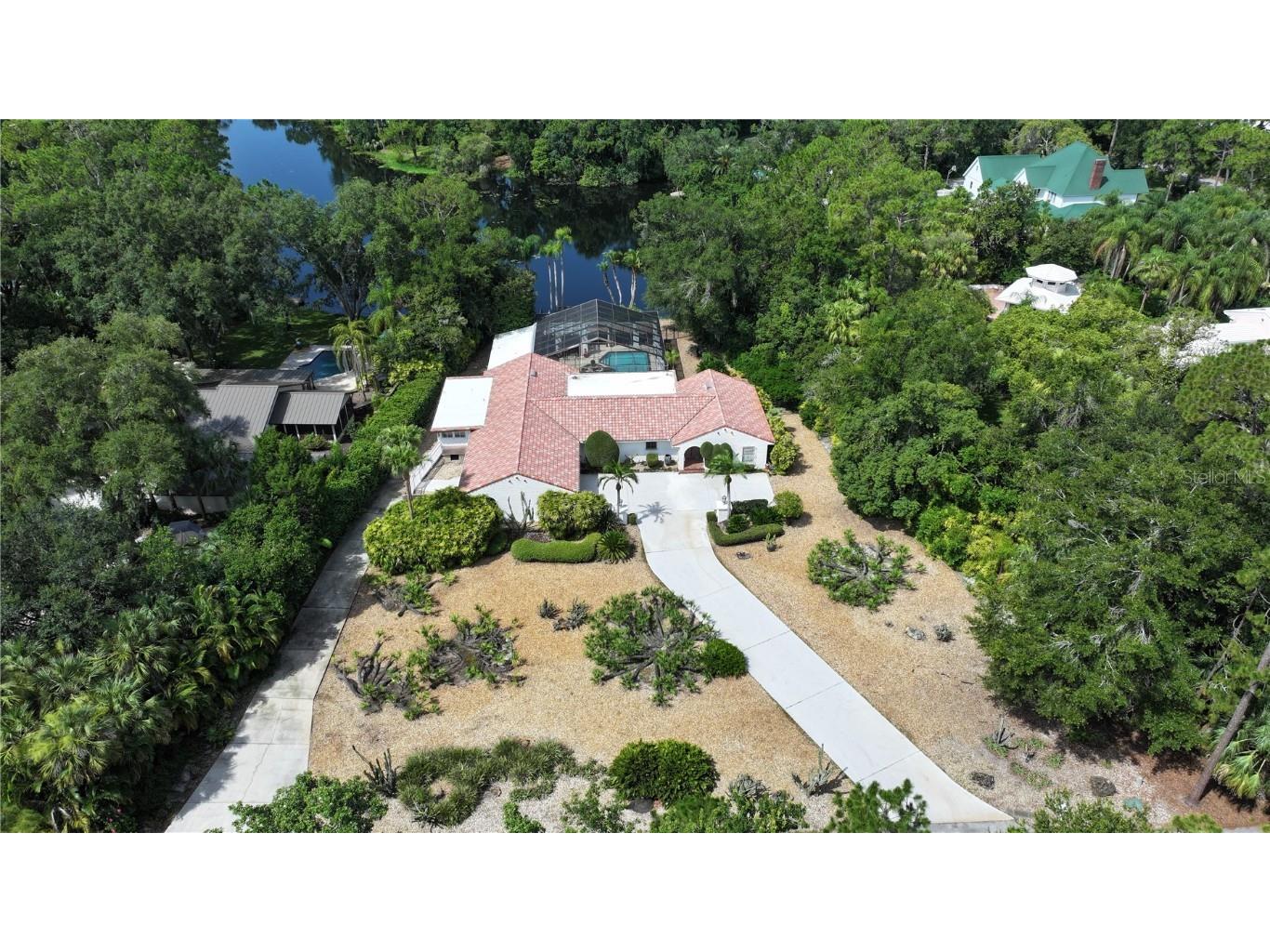 200 Island Way Winter Haven FL 33884 - LAKE LEWIS P4935447 image3