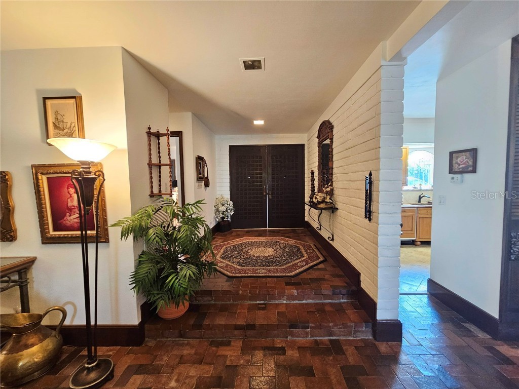 200 Island Way Winter Haven FL 33884 - LAKE LEWIS P4935447 image7