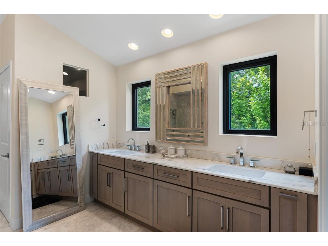 200 John Anderson Drive Ormond Beach FL 32176 V4937481 image29