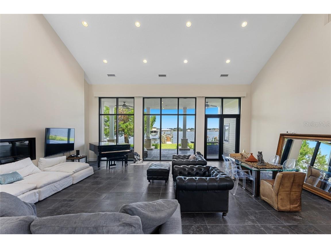 200 John Anderson Drive Ormond Beach FL 32176 V4937481 image8