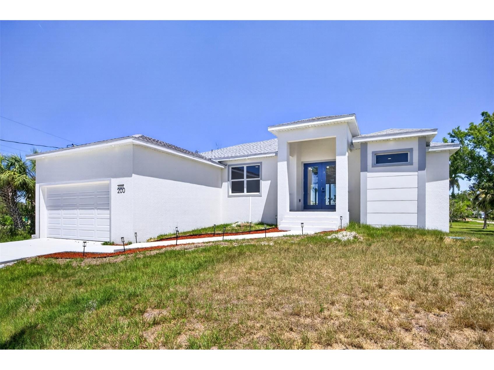 200 Leach Drive Punta Gorda FL 33950 C7524966 image1
