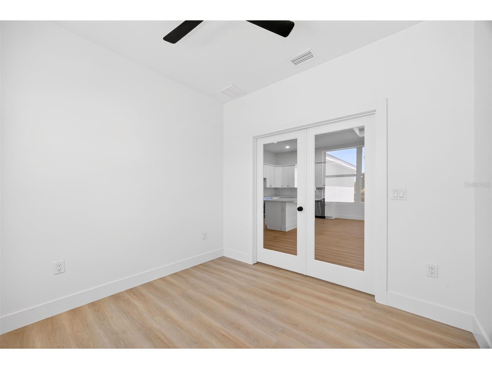 200 Leach Drive Punta Gorda FL 33950 C7524966 image17
