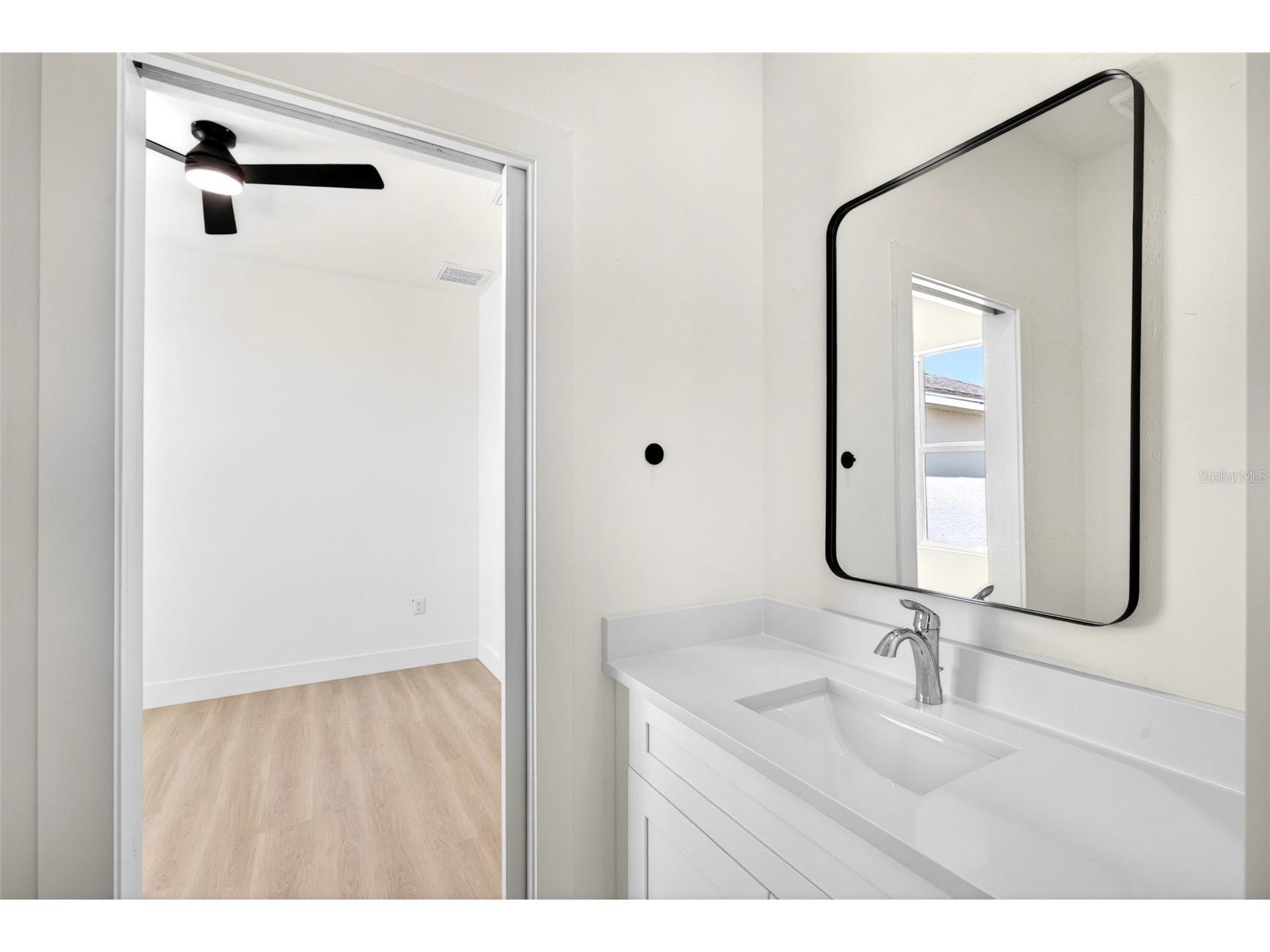 200 Leach Drive Punta Gorda FL 33950 C7524966 image18