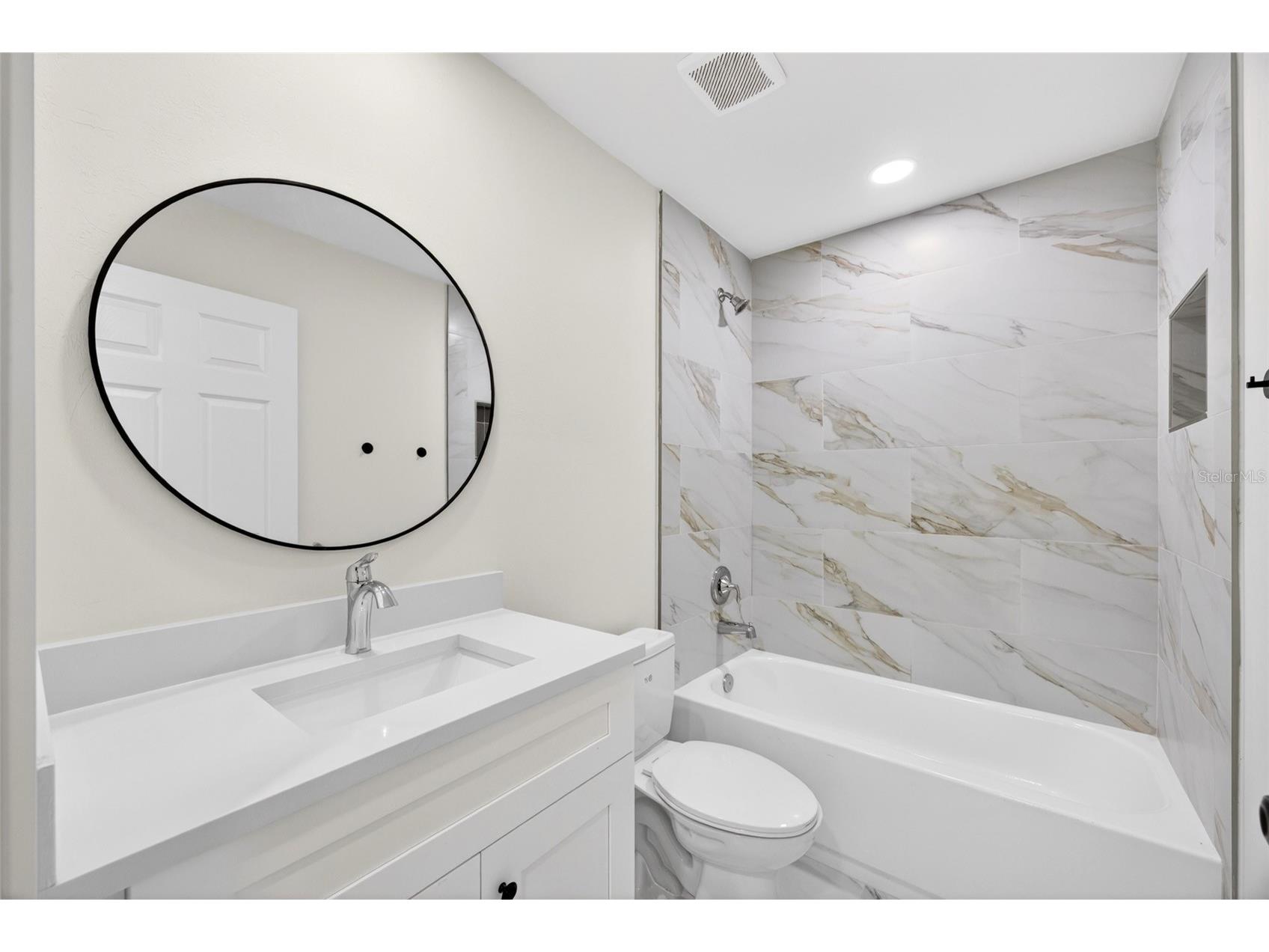 200 Leach Drive Punta Gorda FL 33950 C7524966 image25