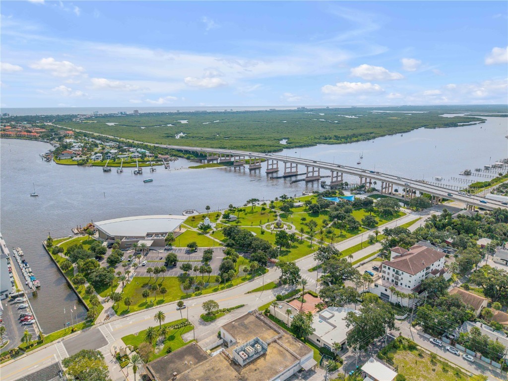 200 Live Oak Street New Smyrna Beach FL 32168 V4945019 image2