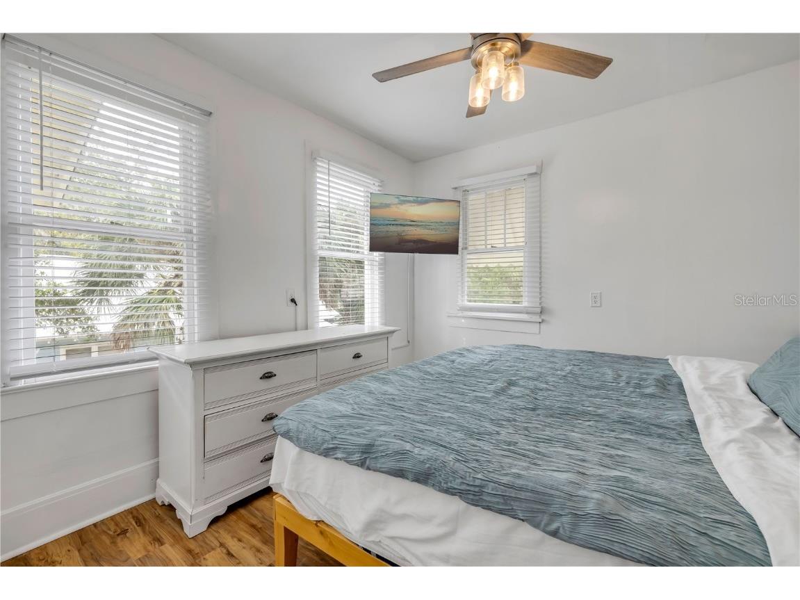 200 Live Oak Street New Smyrna Beach FL 32168 V4945019 image26