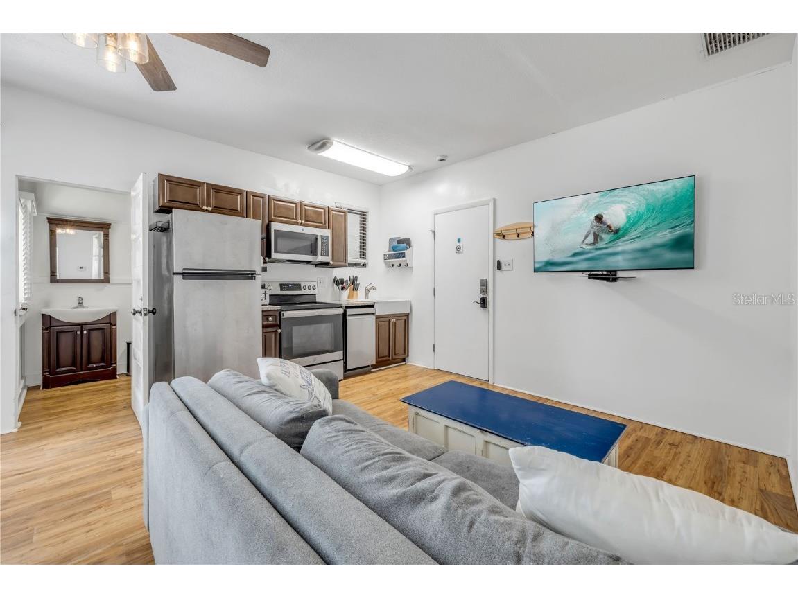 200 Live Oak Street New Smyrna Beach FL 32168 V4945019 image40