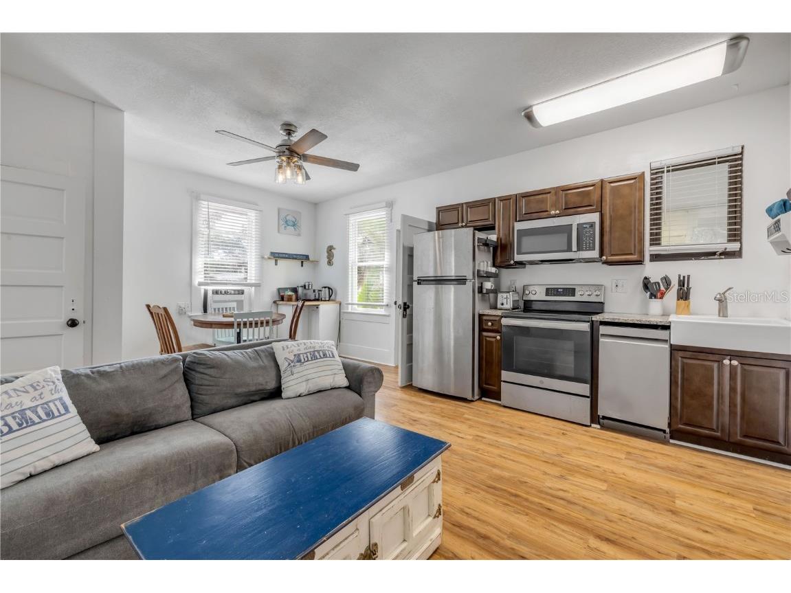 200 Live Oak Street New Smyrna Beach FL 32168 V4945019 image41