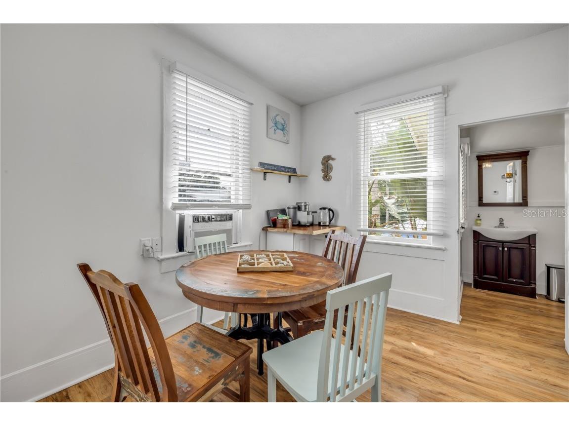 200 Live Oak Street New Smyrna Beach FL 32168 V4945019 image47