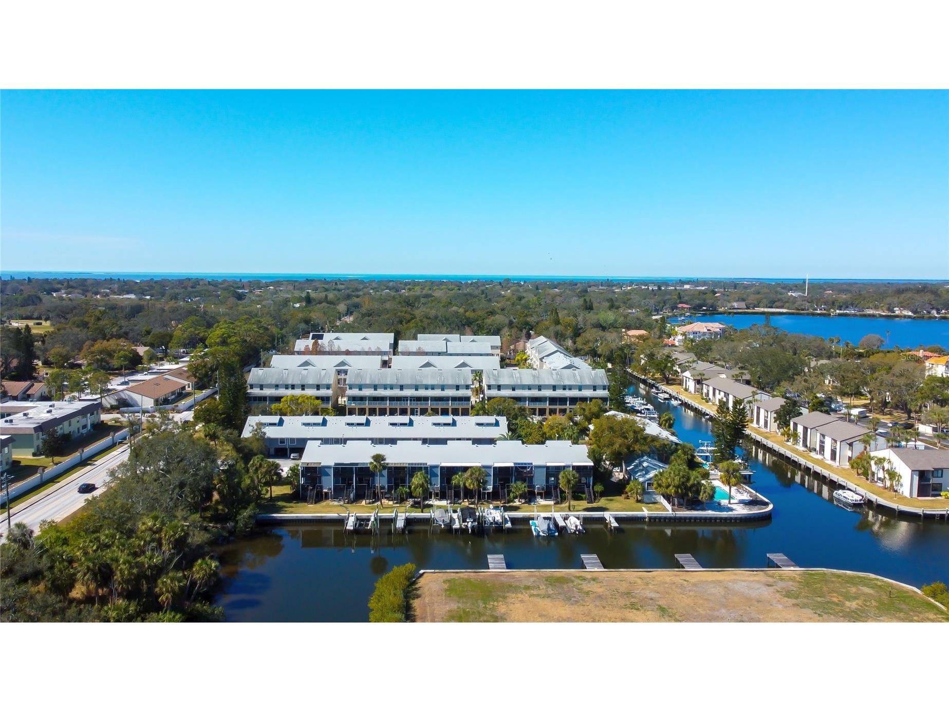 200 Meres Boulevard #11 Tarpon Springs FL 34689 TB8473971 image1