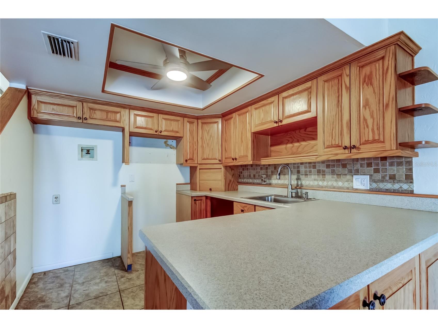 200 Meres Boulevard #11 Tarpon Springs FL 34689 TB8473971 image11