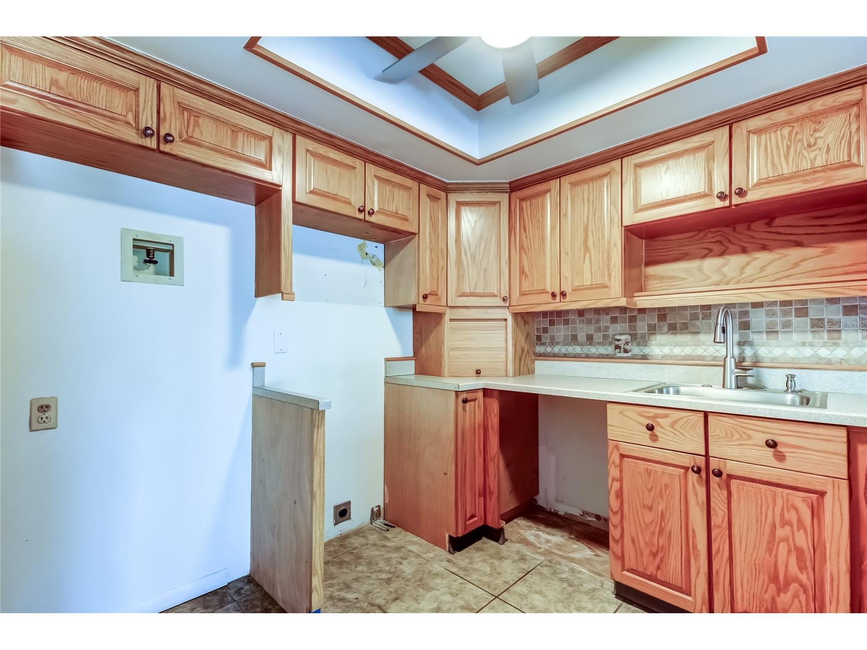 200 Meres Boulevard #11 Tarpon Springs FL 34689 TB8473971 image12