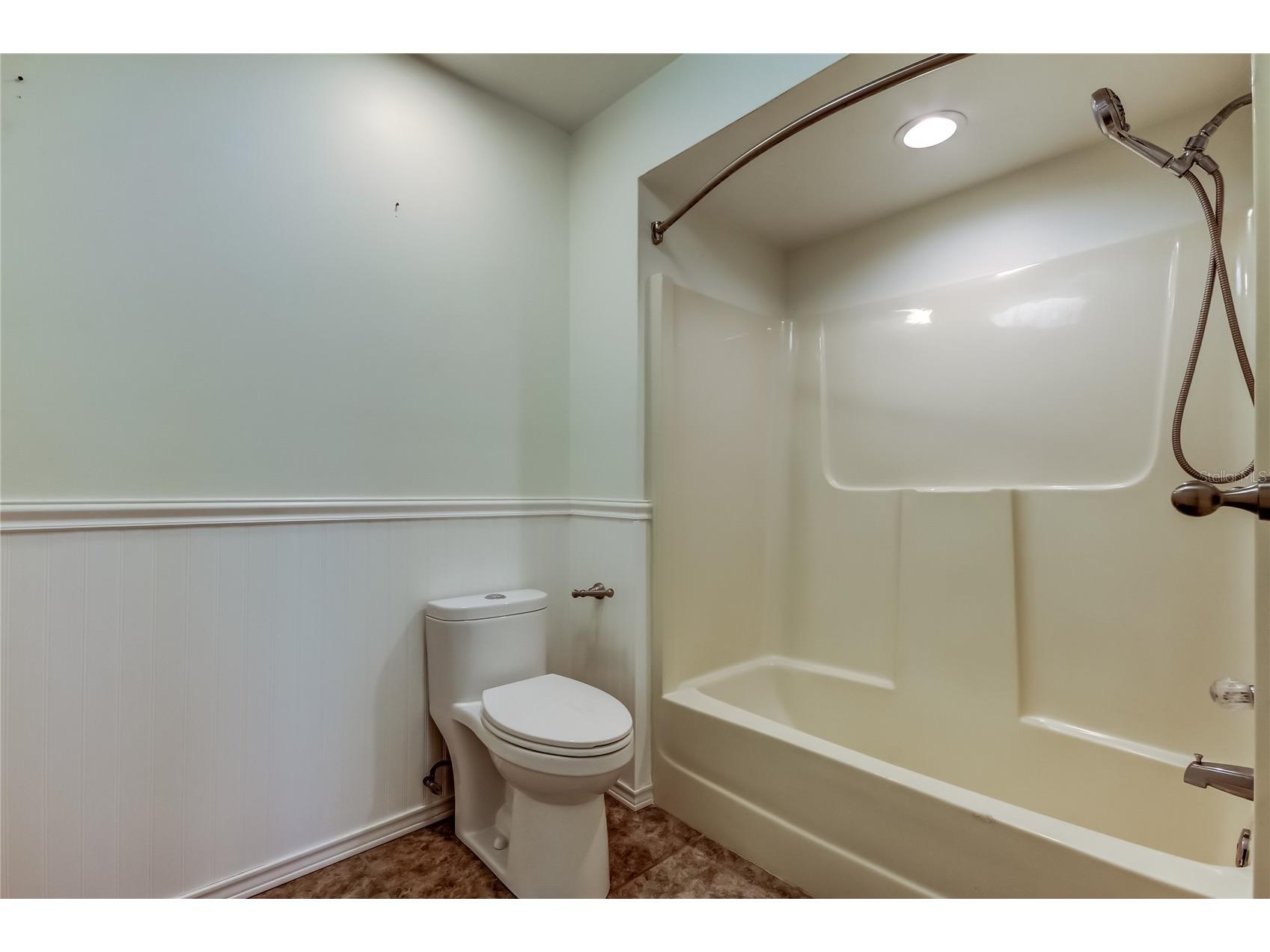 200 Meres Boulevard #11 Tarpon Springs FL 34689 TB8473971 image25
