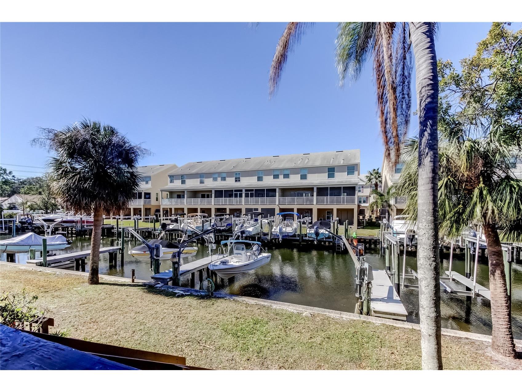 200 Meres Boulevard #11 Tarpon Springs FL 34689 TB8473971 image37