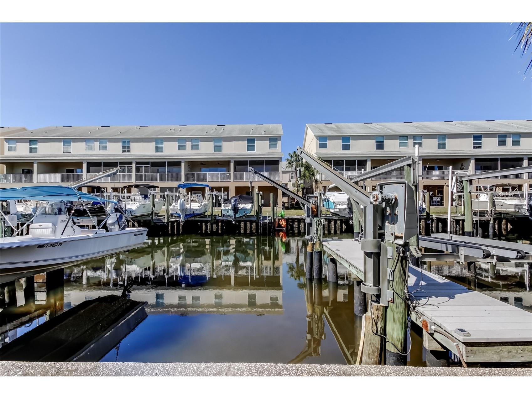 200 Meres Boulevard #11 Tarpon Springs FL 34689 TB8473971 image5