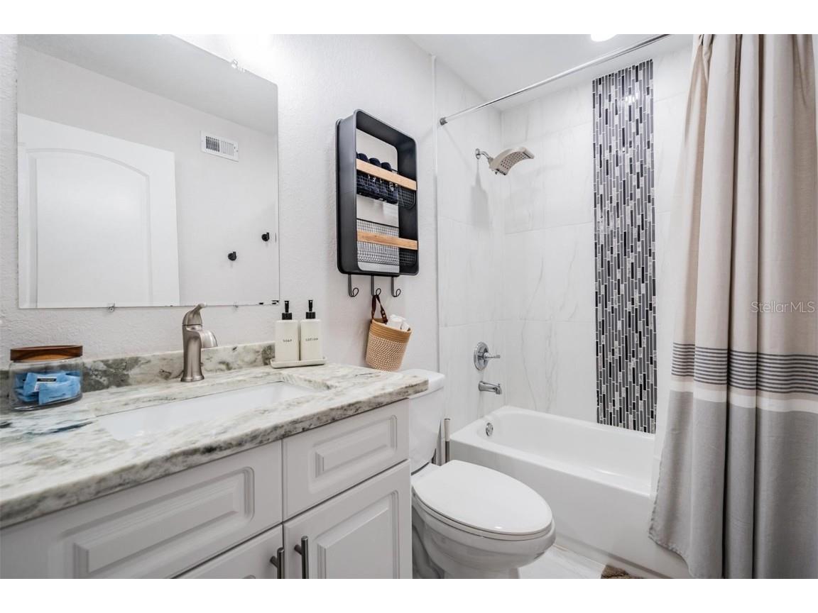 200 Meres Boulevard #16 Tarpon Springs FL 34689 - ANCLOTE RIVER TO GULF OF MEXIC TB8456158 image24