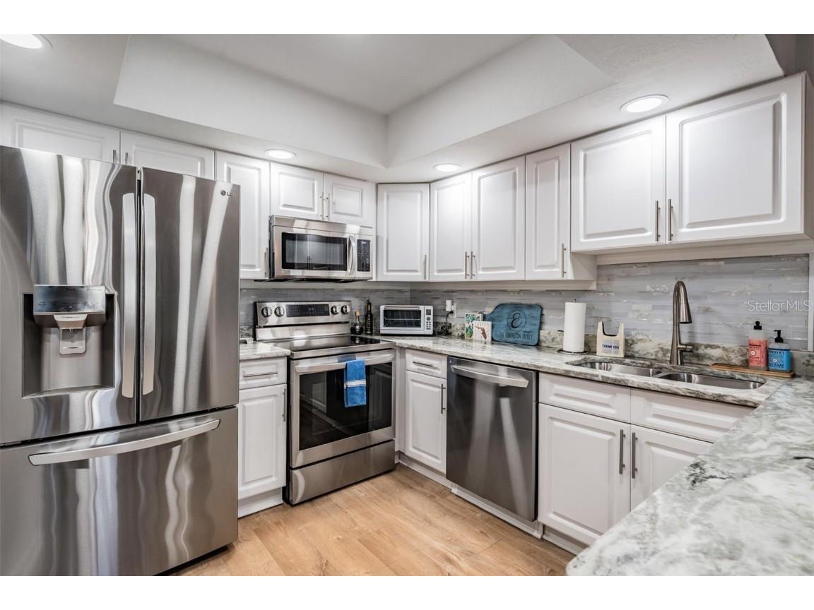 200 Meres Boulevard #16 Tarpon Springs FL 34689 - ANCLOTE RIVER TO GULF OF MEXIC TB8456158 image8