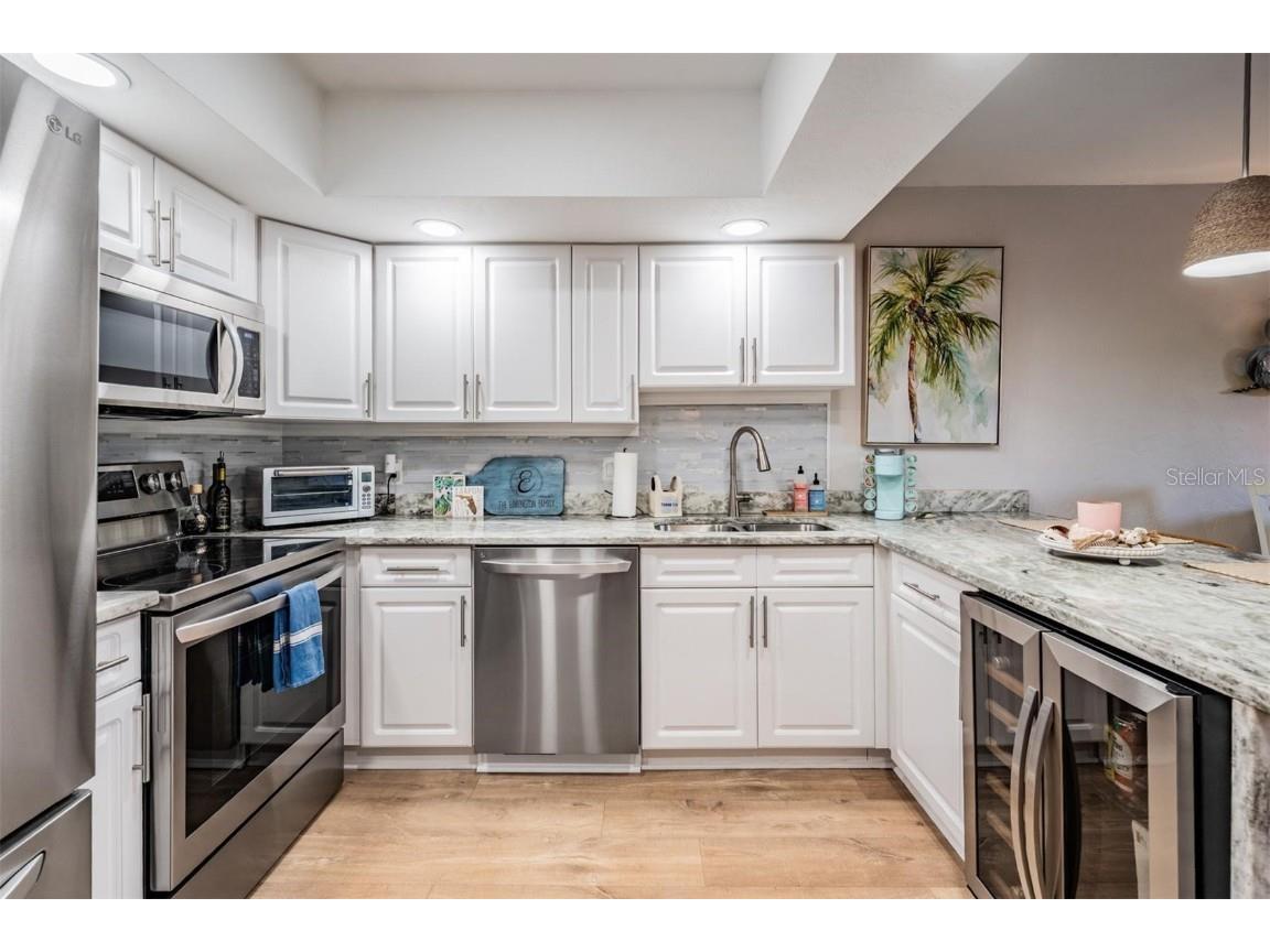 200 Meres Boulevard #16 Tarpon Springs FL 34689 - ANCLOTE RIVER TO GULF OF MEXIC TB8456158 image9