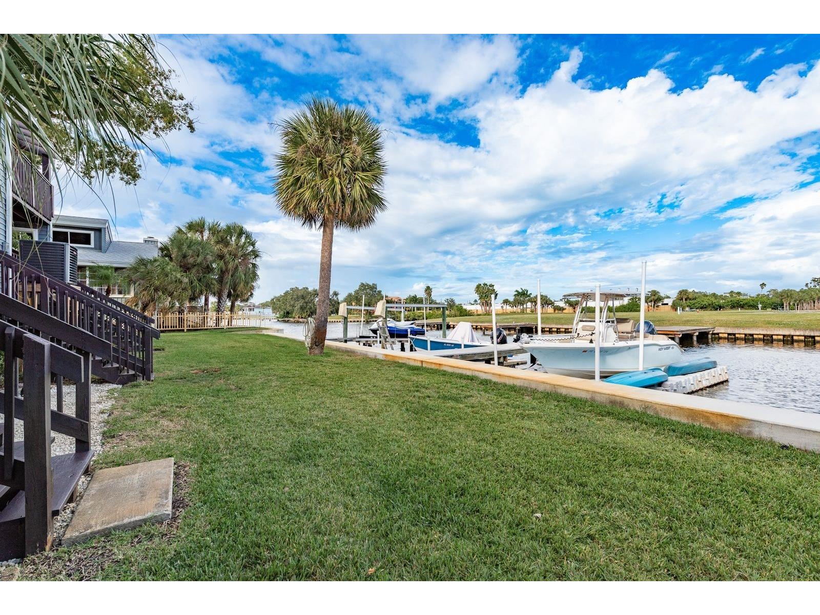 200 Meres Boulevard #20 Tarpon Springs FL 34689 TB8433660 image42