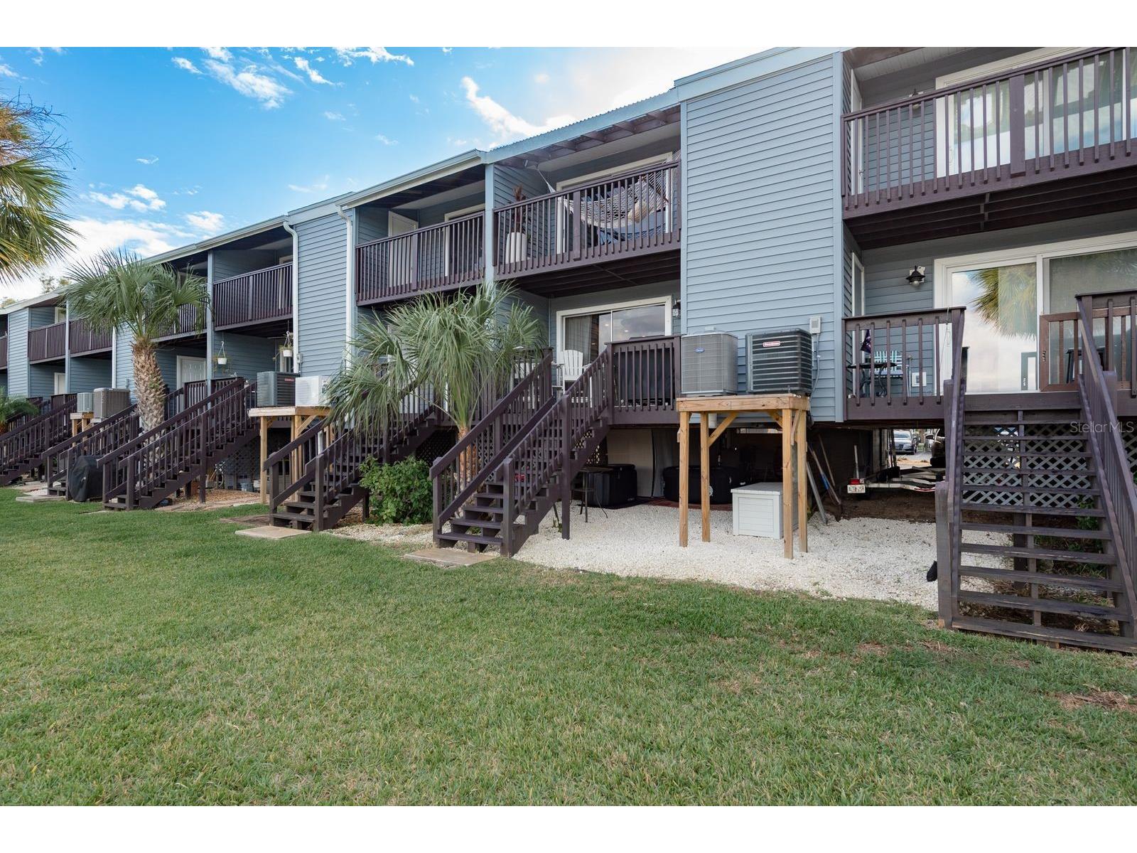 200 Meres Boulevard #20 Tarpon Springs FL 34689 TB8433660 image46