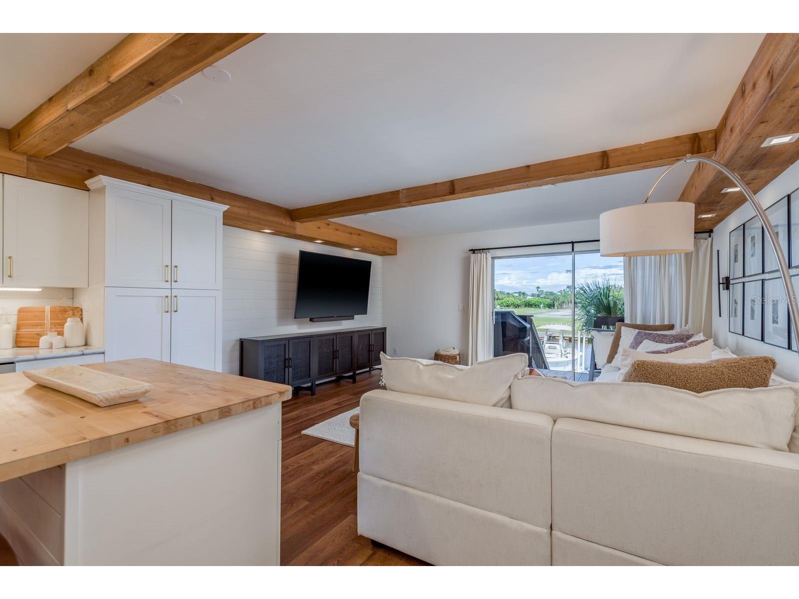 200 Meres Boulevard #20 Tarpon Springs FL 34689 TB8433660 image6