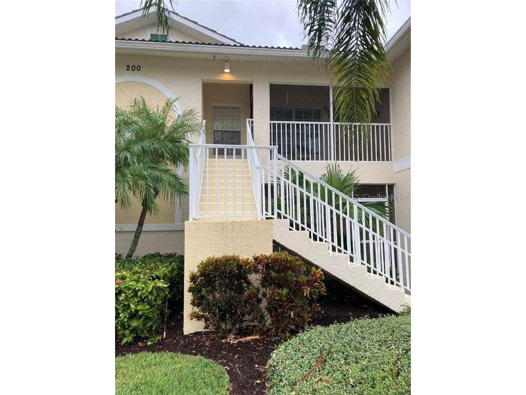200 Mirabella Cir #202 Venice FL 34292 N6133630 image1