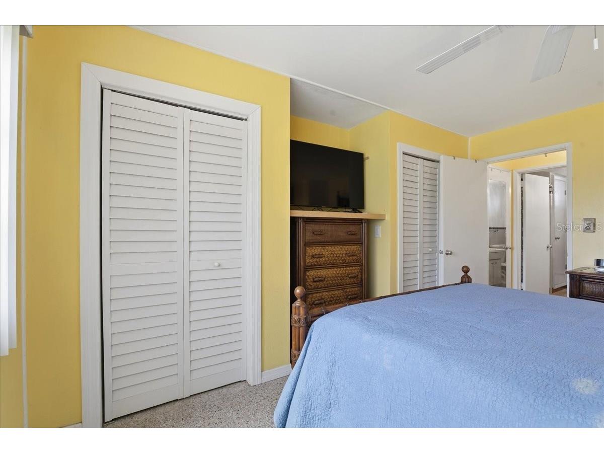 200 N Betty Lane #1C Clearwater FL 33755 A4686445 image25