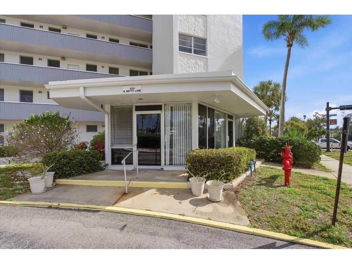200 N Betty Lane #1C Clearwater FL 33755 A4686445 image39