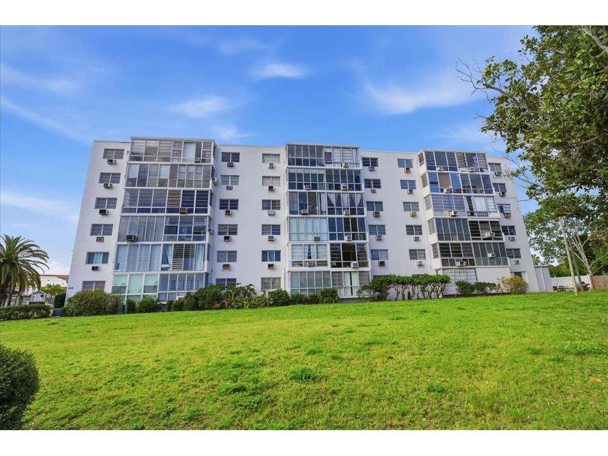 200 N Betty Lane #1C Clearwater FL 33755 A4686445 image48