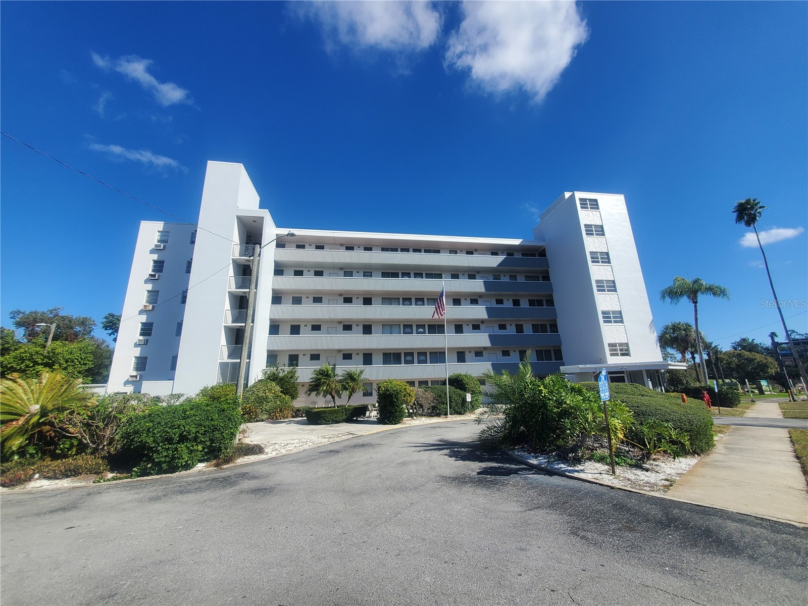 200 N Betty Lane #3A Clearwater FL 33755 TB8466021 image1
