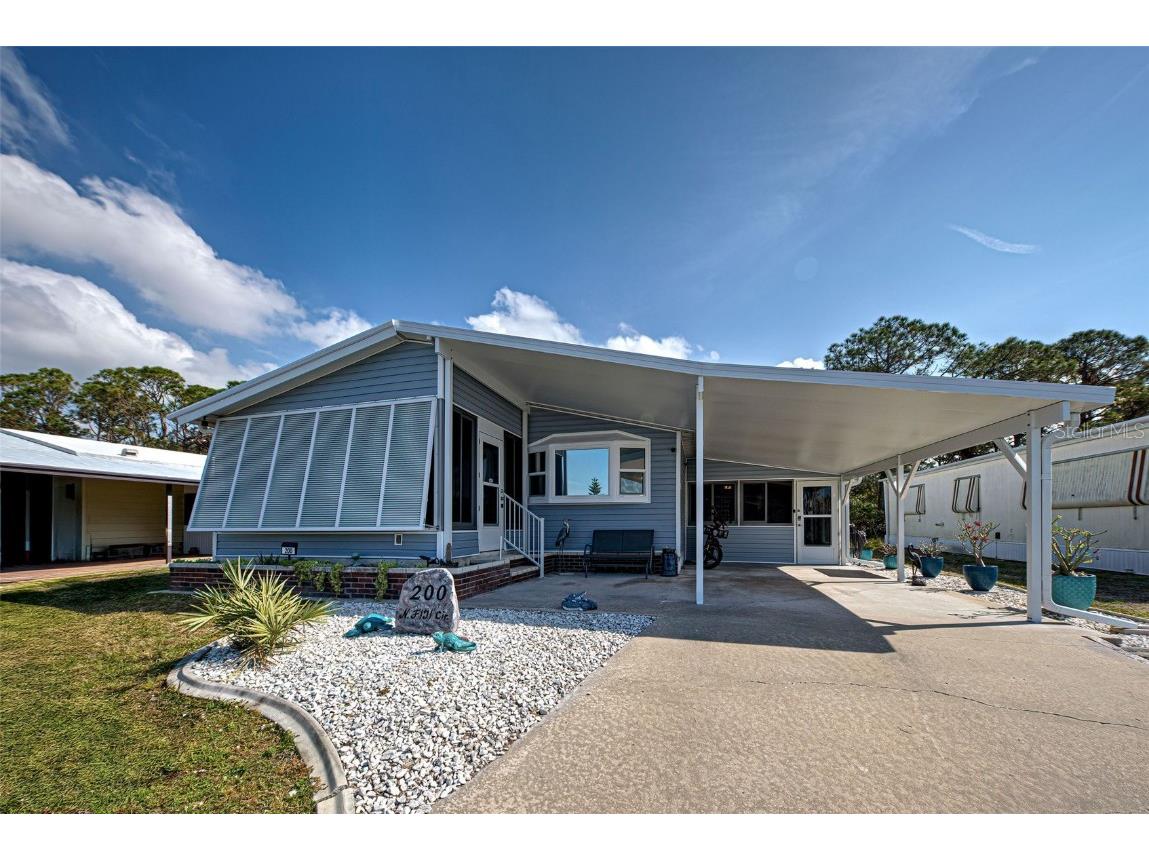 200 N Fiji Circle Englewood FL 34223 D6140641 image1