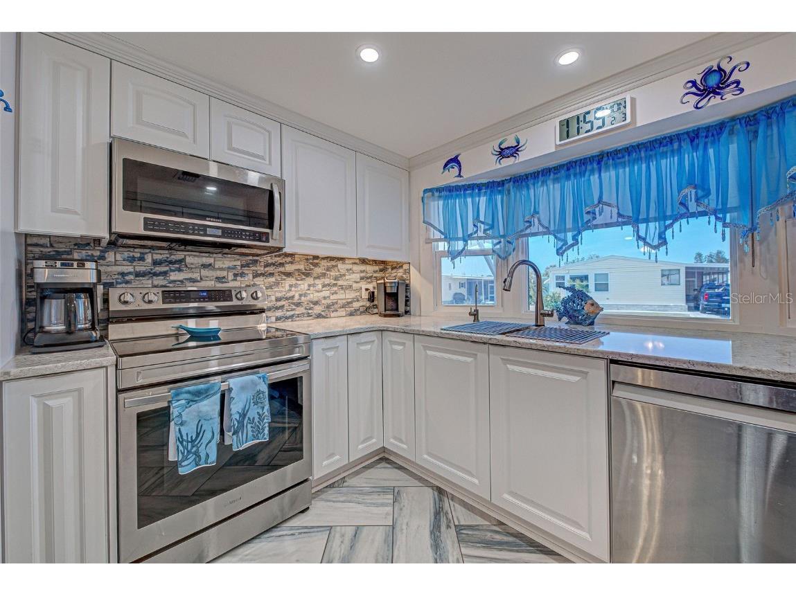 200 N Fiji Circle Englewood FL 34223 D6140641 image12