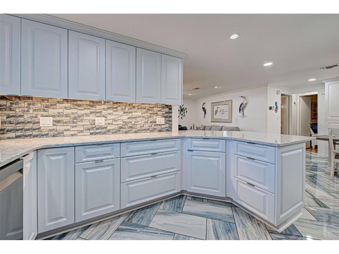 200 N Fiji Circle Englewood FL 34223 D6140641 image9