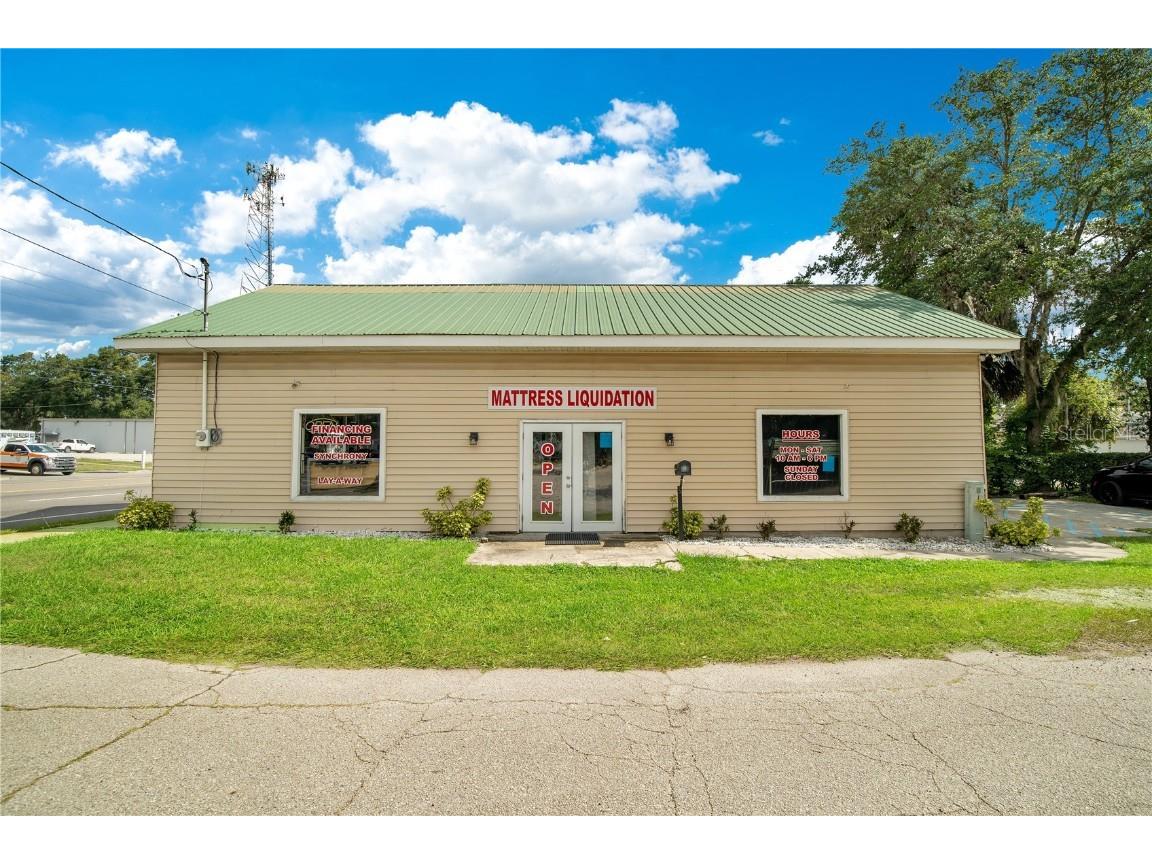 200 N Volusia Avenue Orange City FL 32763 V4930823 image1