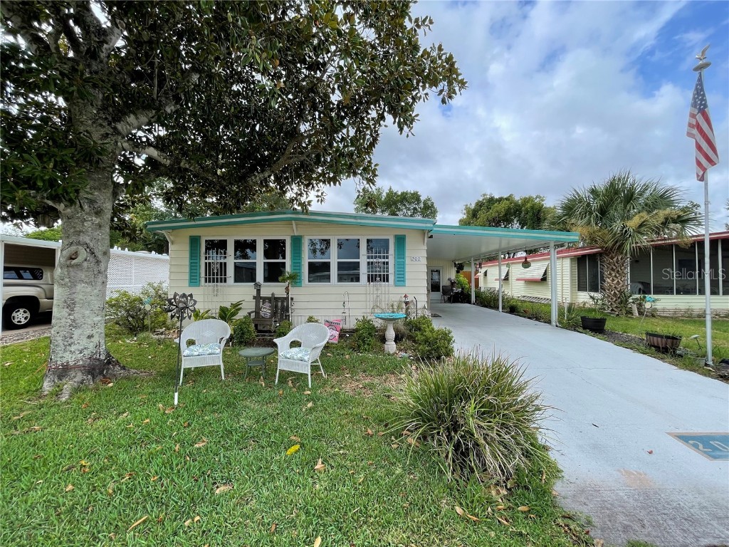 200 Paradise S Leesburg FL 34788 G5070119 image1