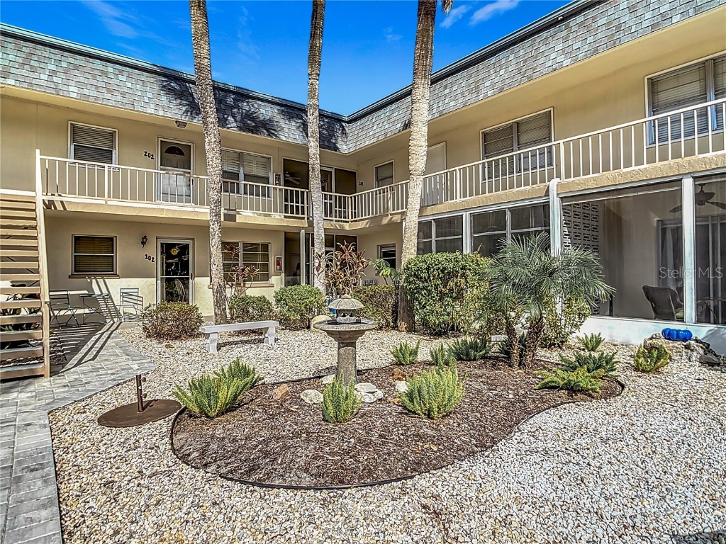 200 Park Boulevard N #103 Venice FL 34285 N6138771 image2