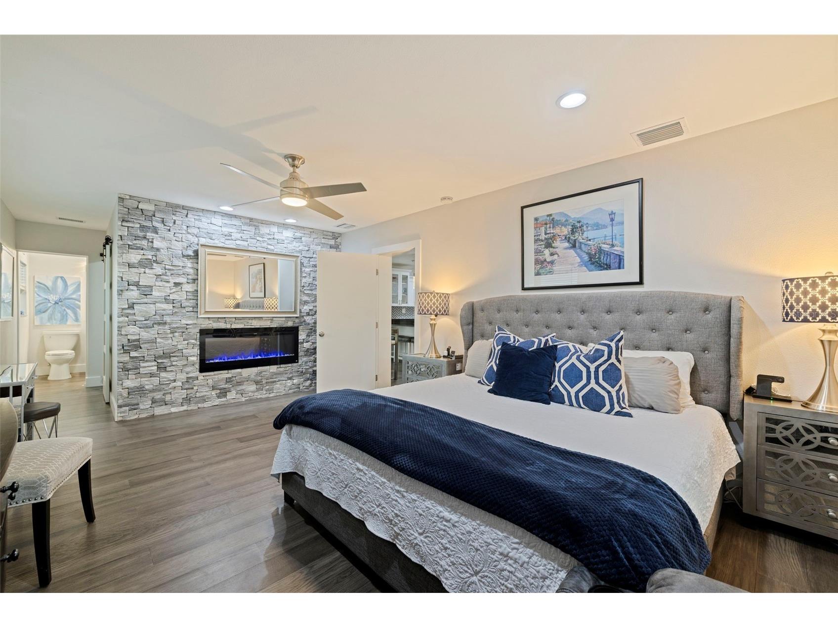 200 Park Street N Saint Petersburg FL 33710 TB8528599 image17