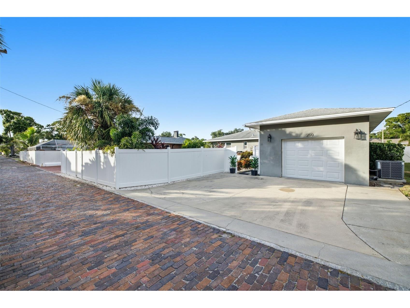 200 Park Street N Saint Petersburg FL 33710 TB8528599 image37