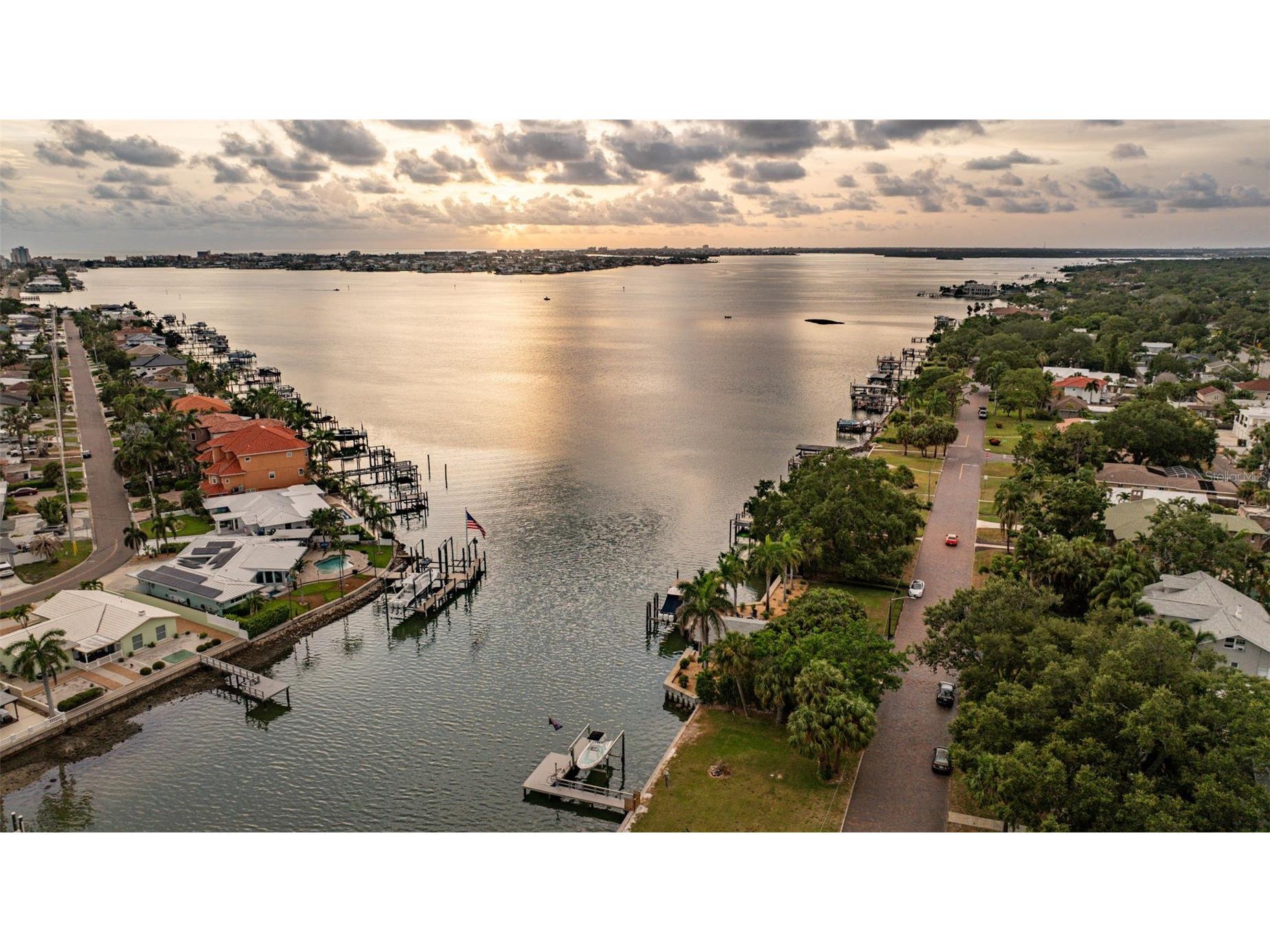200 Park Street N Saint Petersburg FL 33710 TB8528599 image5