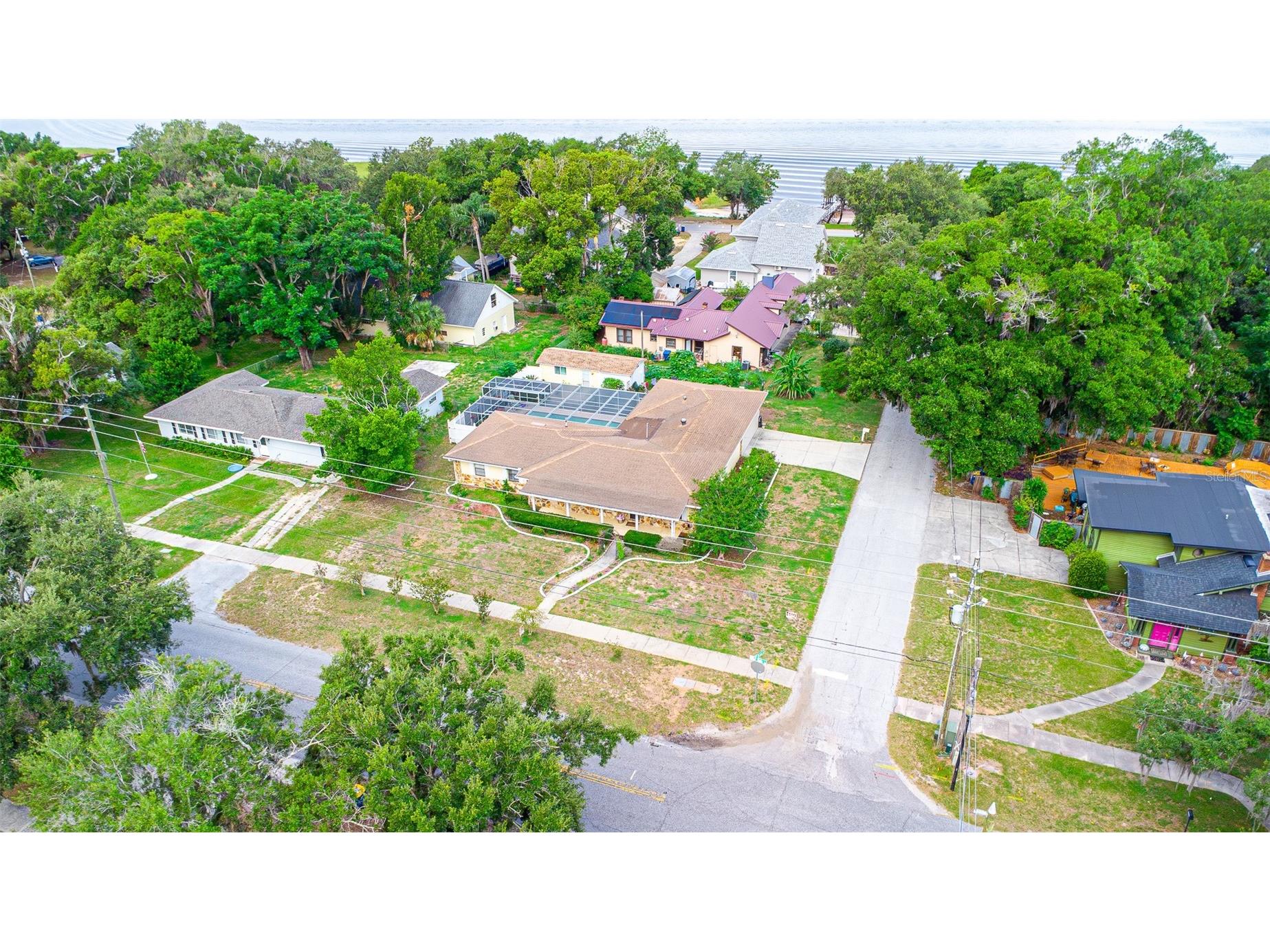200 S Main Avenue Minneola FL 34715 - LAKE MINNEOLA O6414605 image32