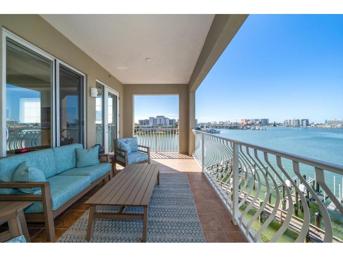 200 Skiff Point #301 Clearwater Beach FL 33767 - MANDALAY CHANNEL TB8447948 image4