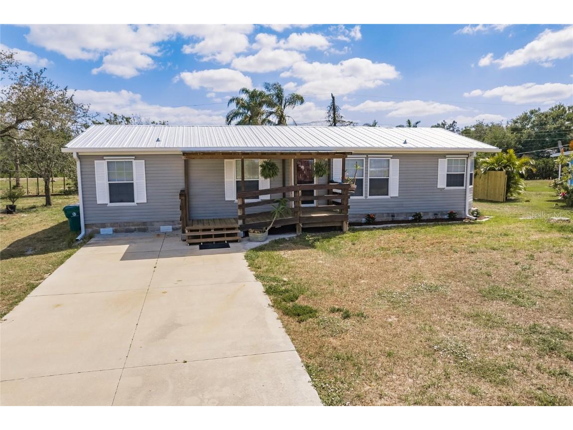 200 Summerset Drive Punta Gorda FL 33982 C7509347 image1