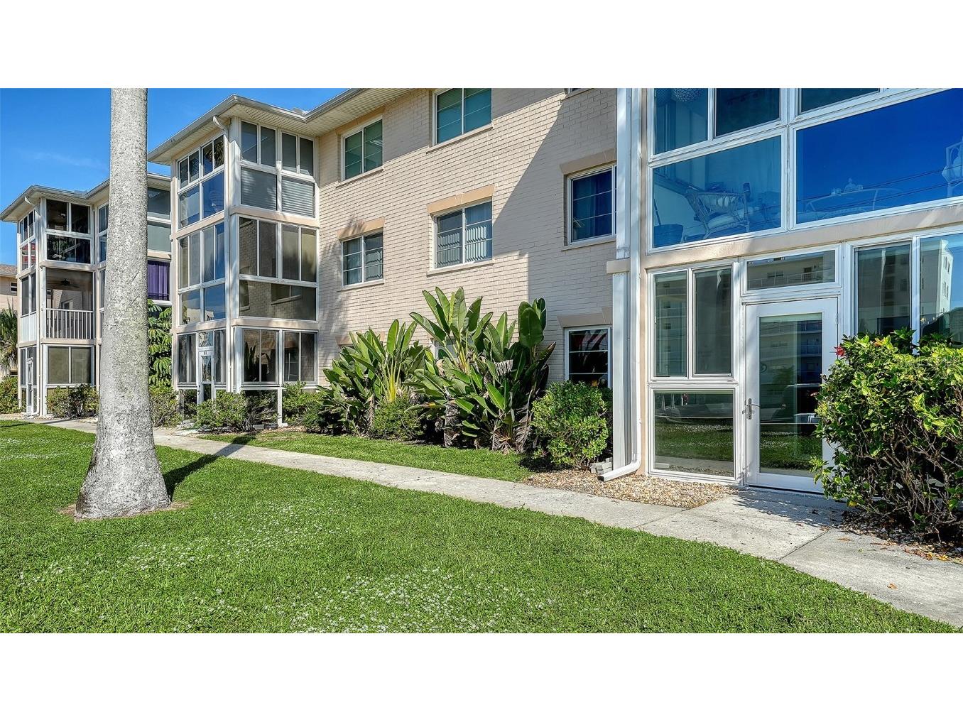 200 The Esplanade N #A2 Venice FL 34285 N6141571 image2